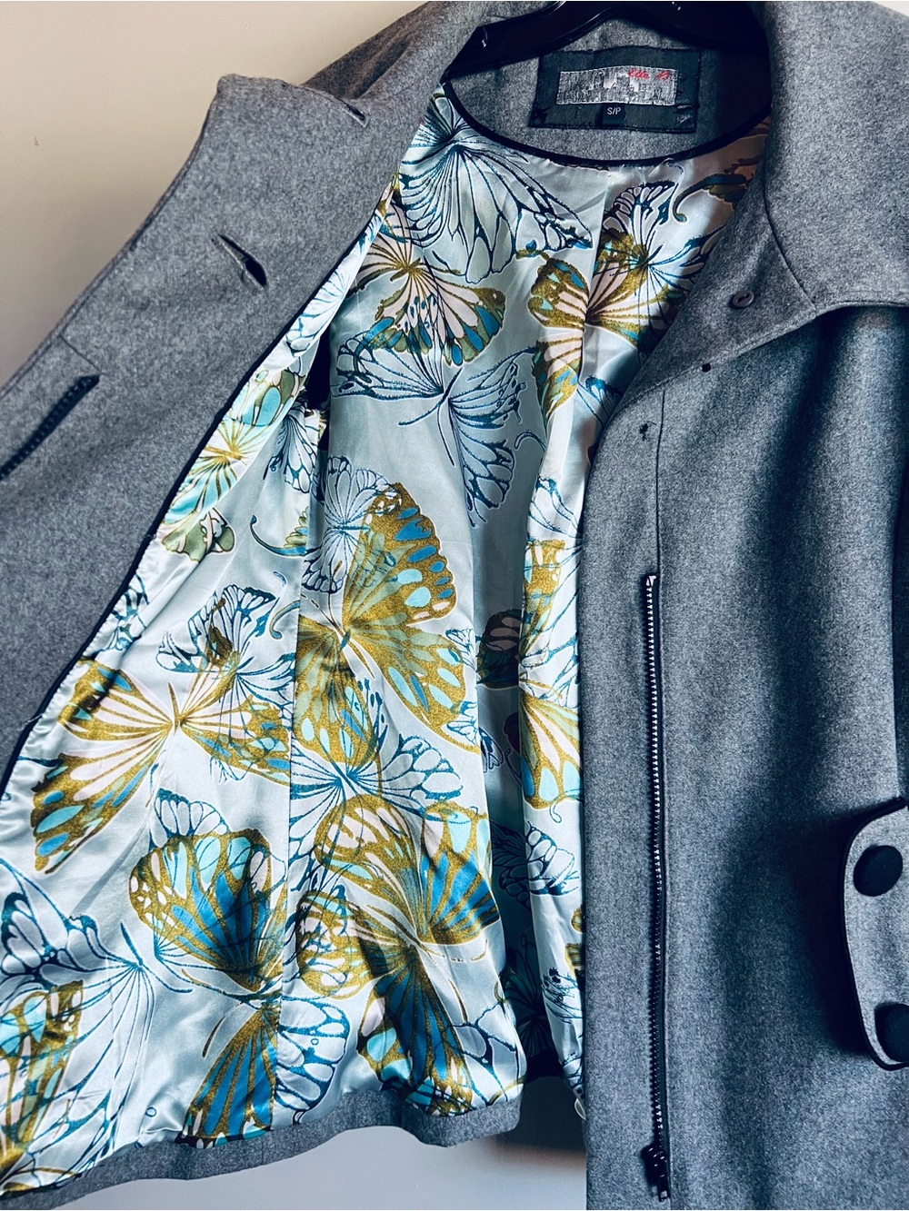 Ella Moss Gray Wool Blend Coat Small Butterfly Lining Oversized Buttons